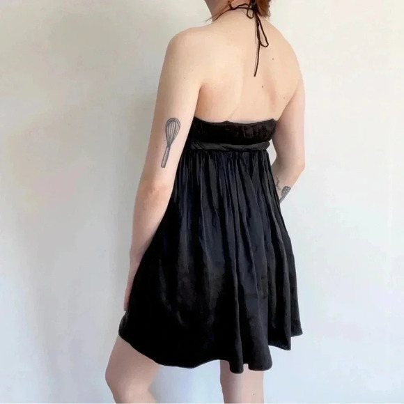 Alice + Olivia Silk Black Mini Dress Pleated Halter Strap Structured LBD - Picture 2 of 13
